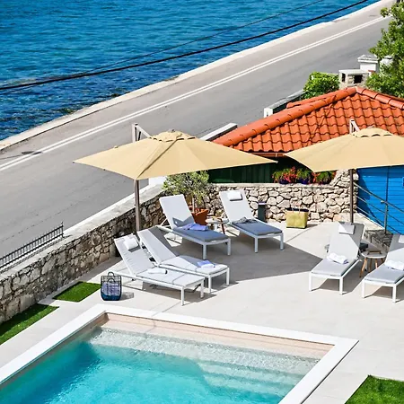 בית הארחה Hresc M